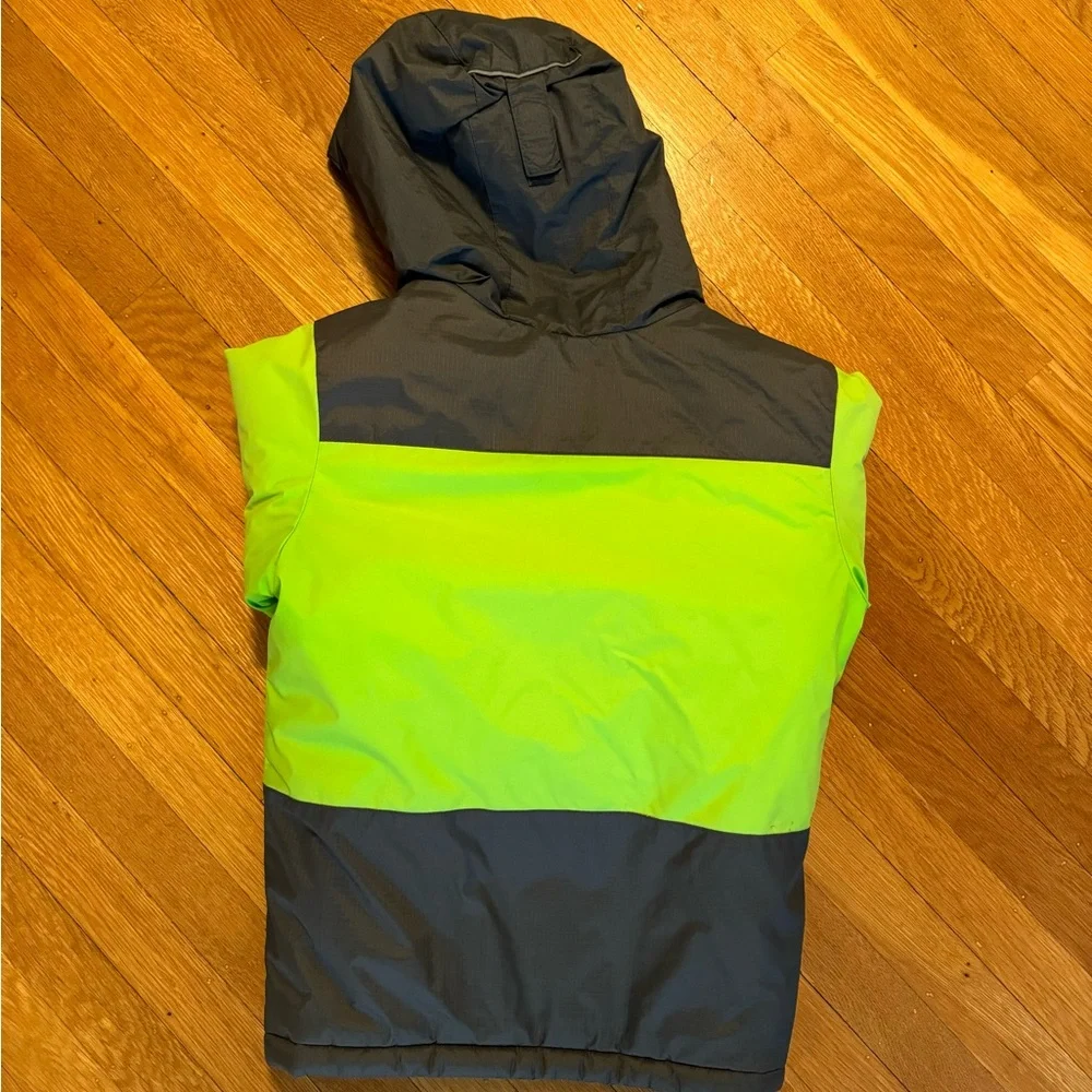 Columbia Jacket, Puffy - Picture 4 of 4